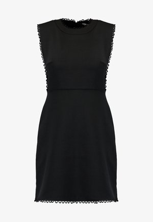 Hihaton musta mekko pyöreällä pääntiellä ja koristeellisella lenkkireunuksella hihaisissa ja helmassa, vyötärö istuva ja suora hame.