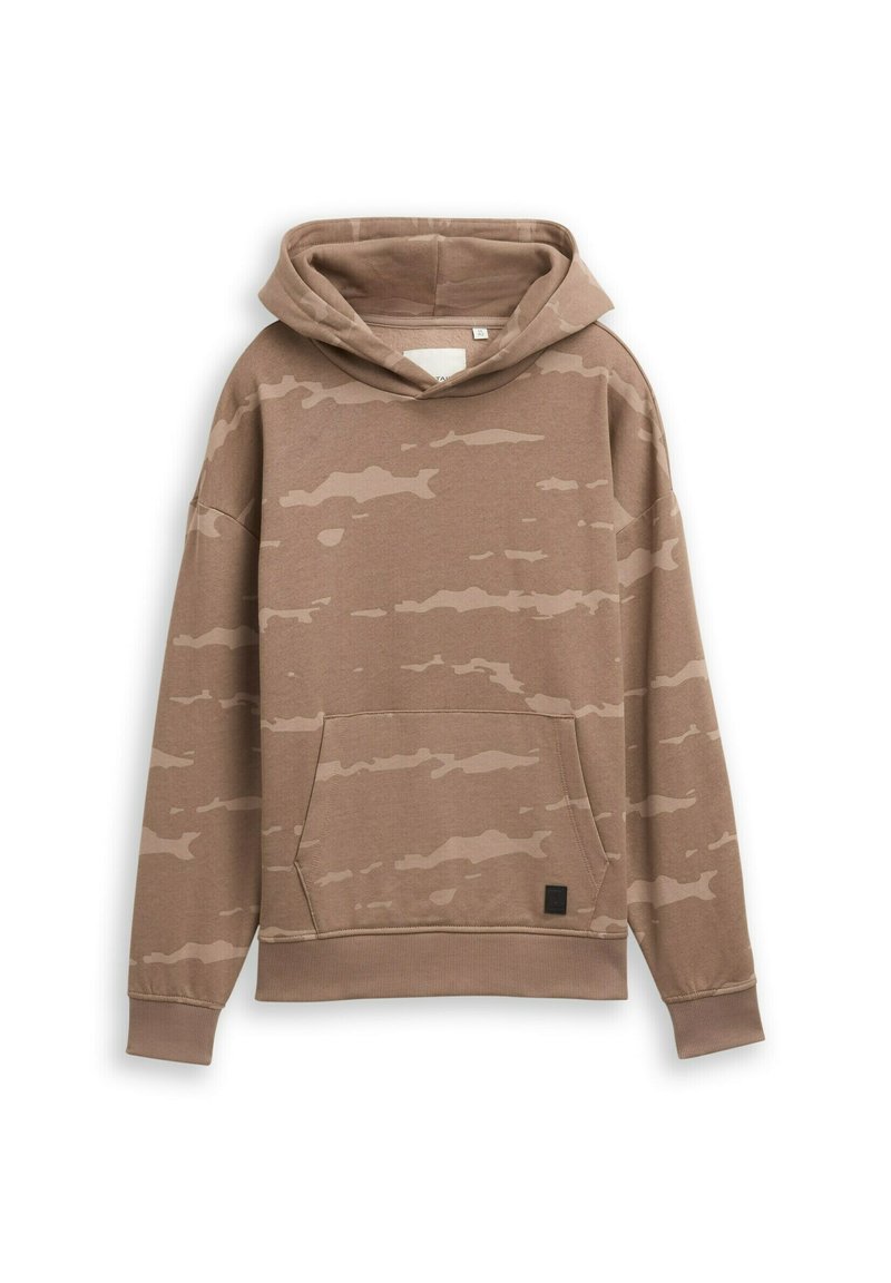 Haut à capuche camouflé marron avec poche kangourou avant et poignets côtelés, présenté sur un fond blanc.