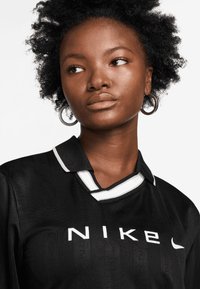 Nike Sportswear Poloskjorter - black/white