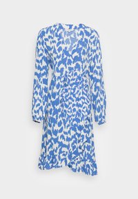 Vestido de patrón azul y blanco con manga larga, escote en V y diseño envolvente. Presenta un dobladillo con volantes y una textura de tela suave.