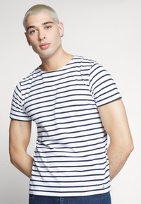 Armor lux MARINIÈRE CLASSIC T-SHIRT - T-shirts print - blanc/navire