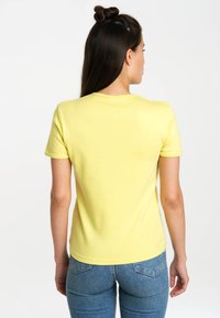 LOGOSHIRT T-SHIRT SPONGEBOB - IT FEELS NICE - Print T-shirt - kanariengelb