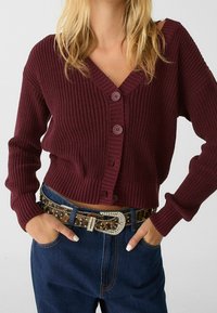 Stradivarius Strickjacke - bordeaux