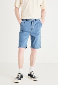 Denim Project SLOUCHY - Kratke hlače od trapera - blue