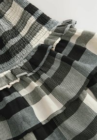 REGULAR FIT - CHECK RARA - A-Linien-Rock - black white