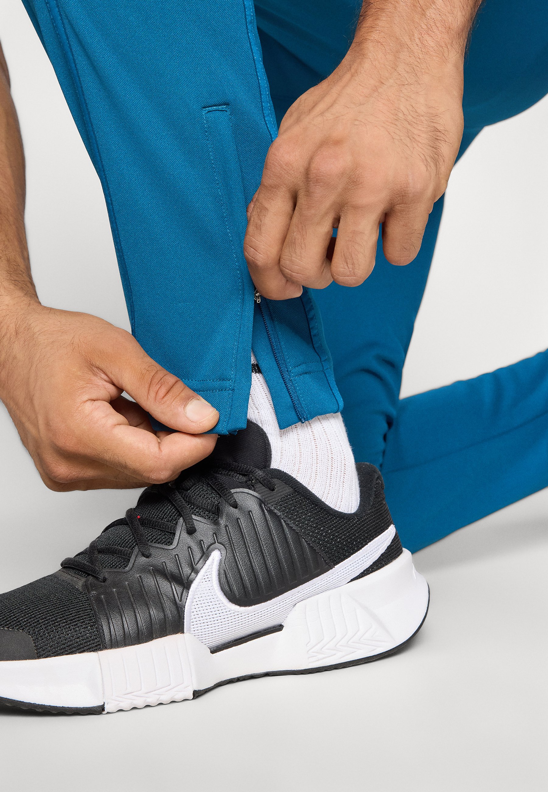 nike performance flex pant