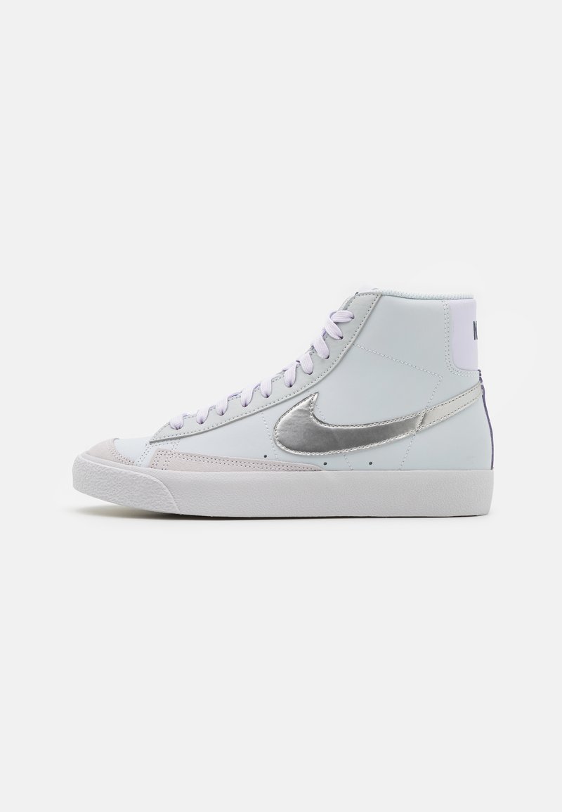 nike blazer high top trainers