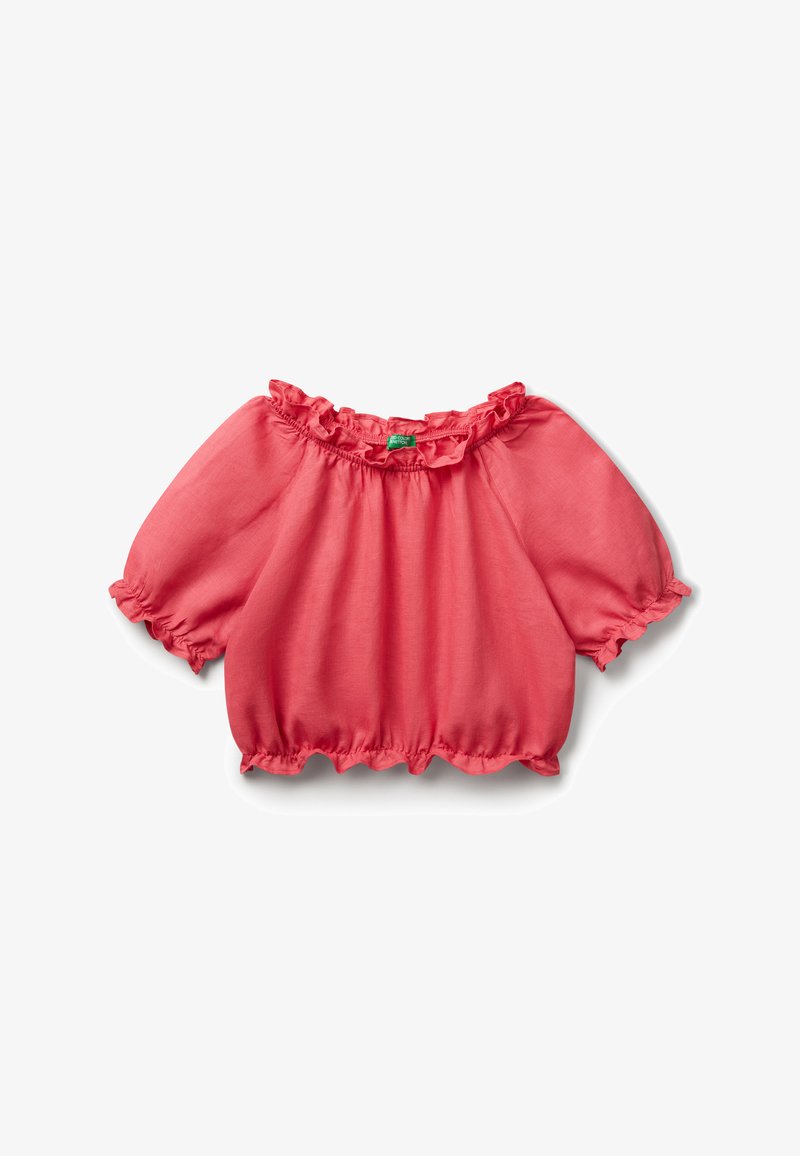 Korálový blouse bez ramínek s volánkovým výstřihem a rukávy. Měkká, lehká tkanina s elastickým lemem a texturovaným povrchem.