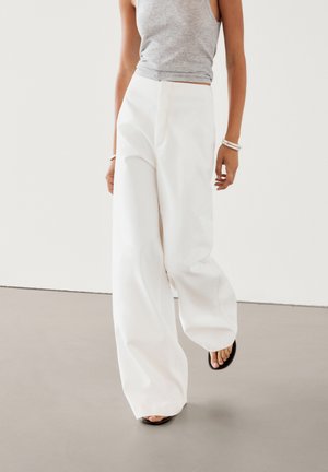 Trousers - white
