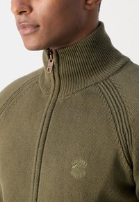 INDICODE JEANS Ζακέτα - olive