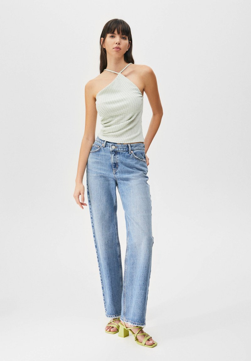 Damen T-Shirts | PULL&BEAR ASYMMETRIC Top light green/hellgrün - FG24070 Damen T-Shirts | PULL&BEAR ASYMMETRIC Top light green/hellgrün - FG24070