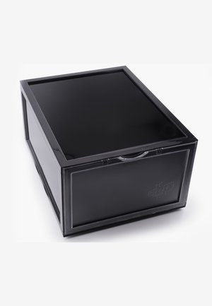 Producto de limpieza - black