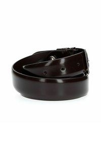 Cintura in pelle marrone scuro, finitura lucida, texture liscia. Presenta una fibbia in metallo di tonalità argentea e diversi fori per la regolazione.