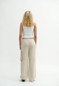 Résumé Jogginghose - beige