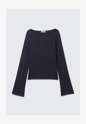 Tamsiai mėlynas ilgomis rankovėmis marškinėliai su plačiu kaklu ir plačiomis rankovėmis. Pagamintas iš lygaus audinio, turi aptemptą siluetą ir minimalistinį dizainą.