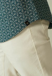 Next STRETCH OXFORD - Camicia - green