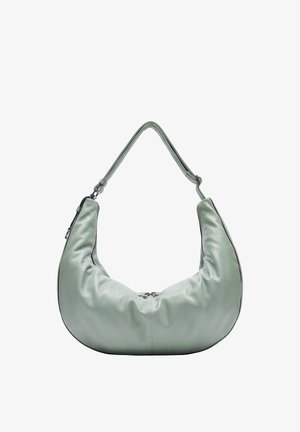 Weiche, grüne Lederhandtasche in Halbmondform mit lockeren Designs und einem dünnen Riemen. Verfügt über schwarze Akzentnähte und einen Reißverschluss.