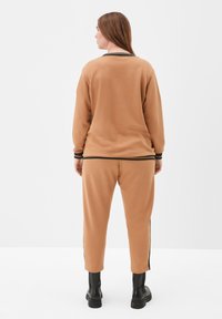 Triangle Sweatshirt - zimt