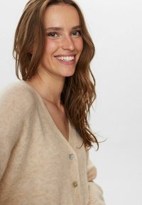 Nümph RIETTE V-NECK - Adīta jaka - sun kiss