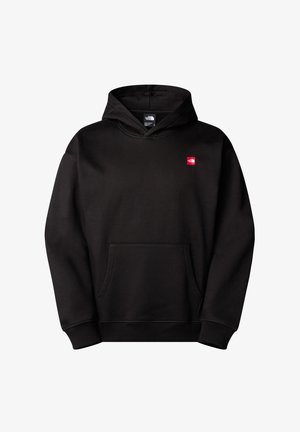 Sort hættejakke med en frontlomme, snor i hætten og et lille rødt logo patch på venstre bryst. Lavet af blødt stof med ribbede manchetter.