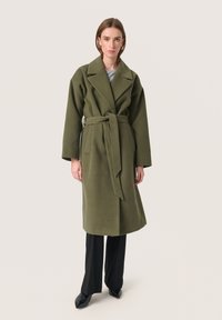 Soaked in Luxury RUBIE BELTED  - Cappotto classico - grape leaf