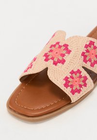 Thumbnail Image 6