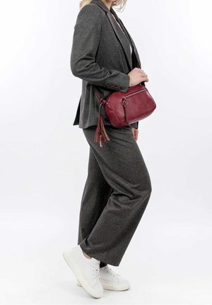 Tamaris, Sac bandoulière - dark red