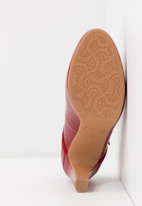 Anna Field Escarpins à talons hauts - red