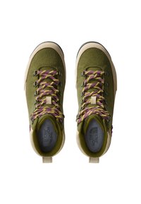 Zapatos de senderismo verde oliva con parte superior de ante y sintético, con cordones multicolores, puntera de goma reforzada y suela texturizada.
