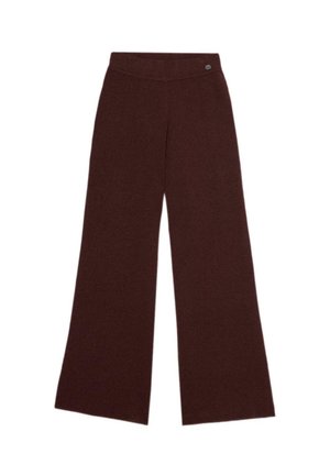 Pantalones de pierna ancha en un color marrón oscuro, confeccionados en una tela suave y texturizada, con una cinturilla lisa y un acento de logo en el lateral.