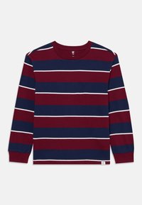 Chemise à manches longues avec des rayures horizontales bordeaux, bleu marine et blanches. Encolure ras du cou et texture douce, avec une étiquette en bas.