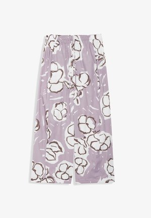 Løstsiddende lavendelbukser med store hvide og brune abstrakte blomsterprint og elastisk talje med bindebånd foran.