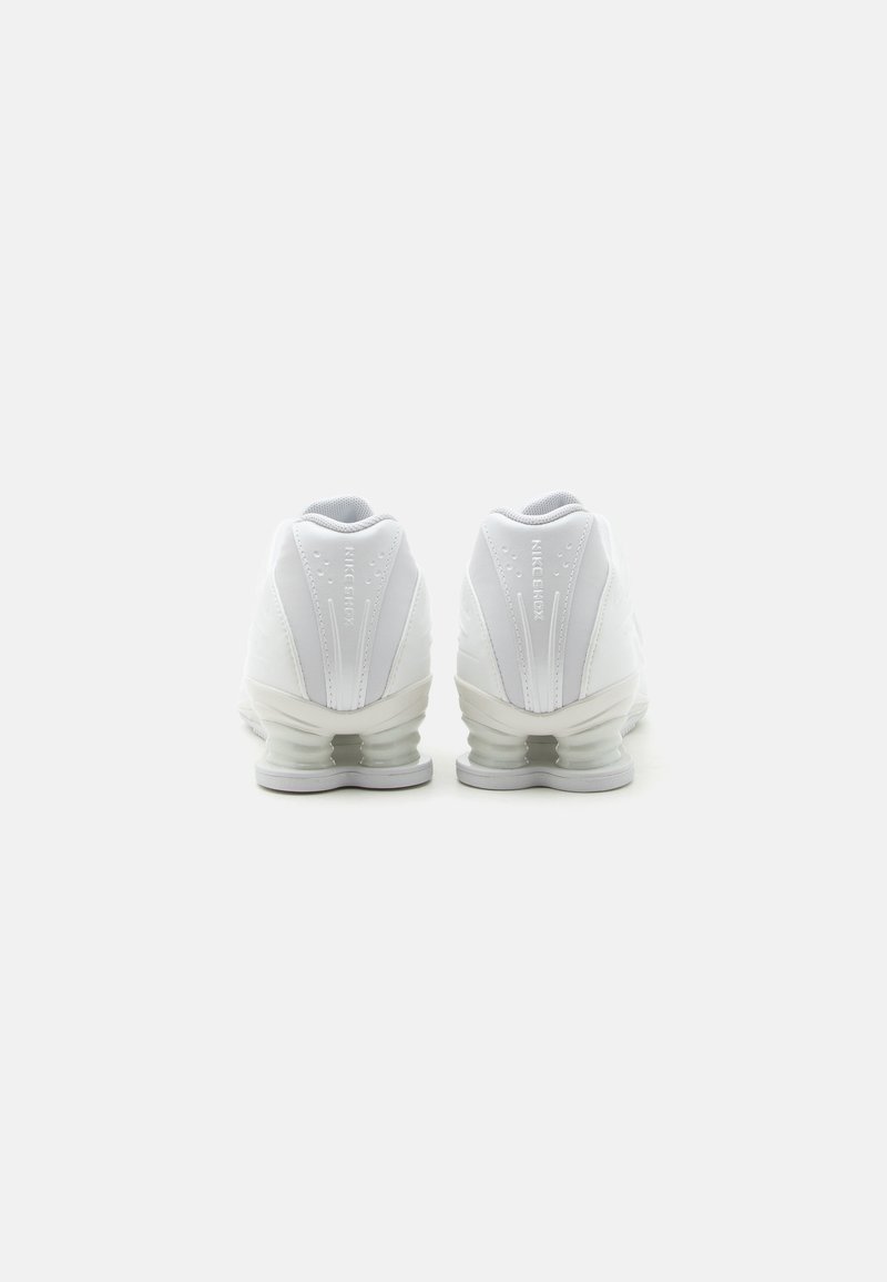 Nike Sportswear SHOX Z - Tenisky - white/summit white/metallic silver-coloured