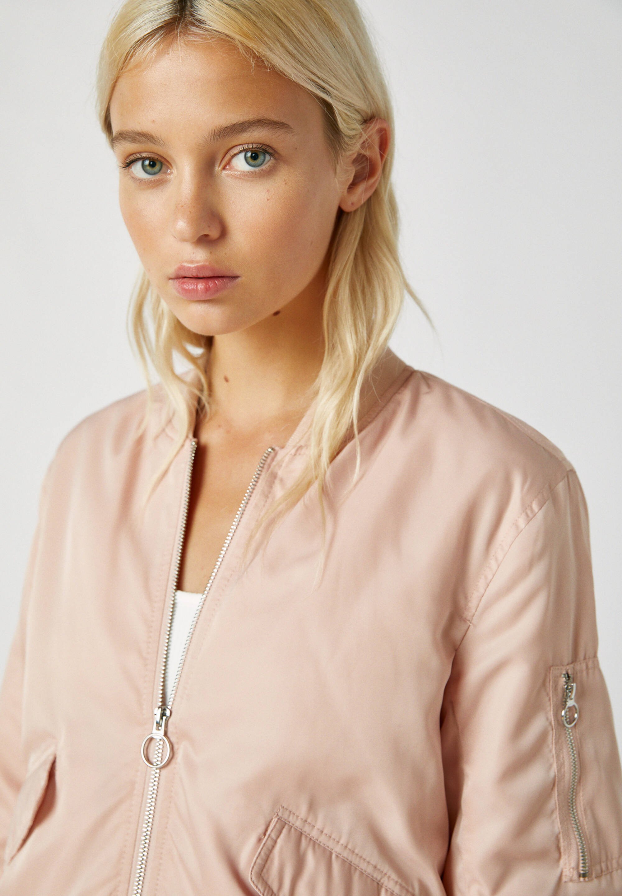 pull and bear pink jacket
