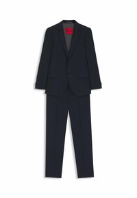 Abito blu navy realizzato in tessuto liscio, con giacca a due bottoni, rever a lancia e pantaloni con piega piatta. Etichetta rossa "HUGO" all'interno della giacca.