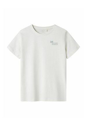 Camiseta de manga corta blanca hecha de algodón. Presenta "368 GAMER" en texto azul en el frente. Diseño clásico de cuello redondo con un ajuste relajado.