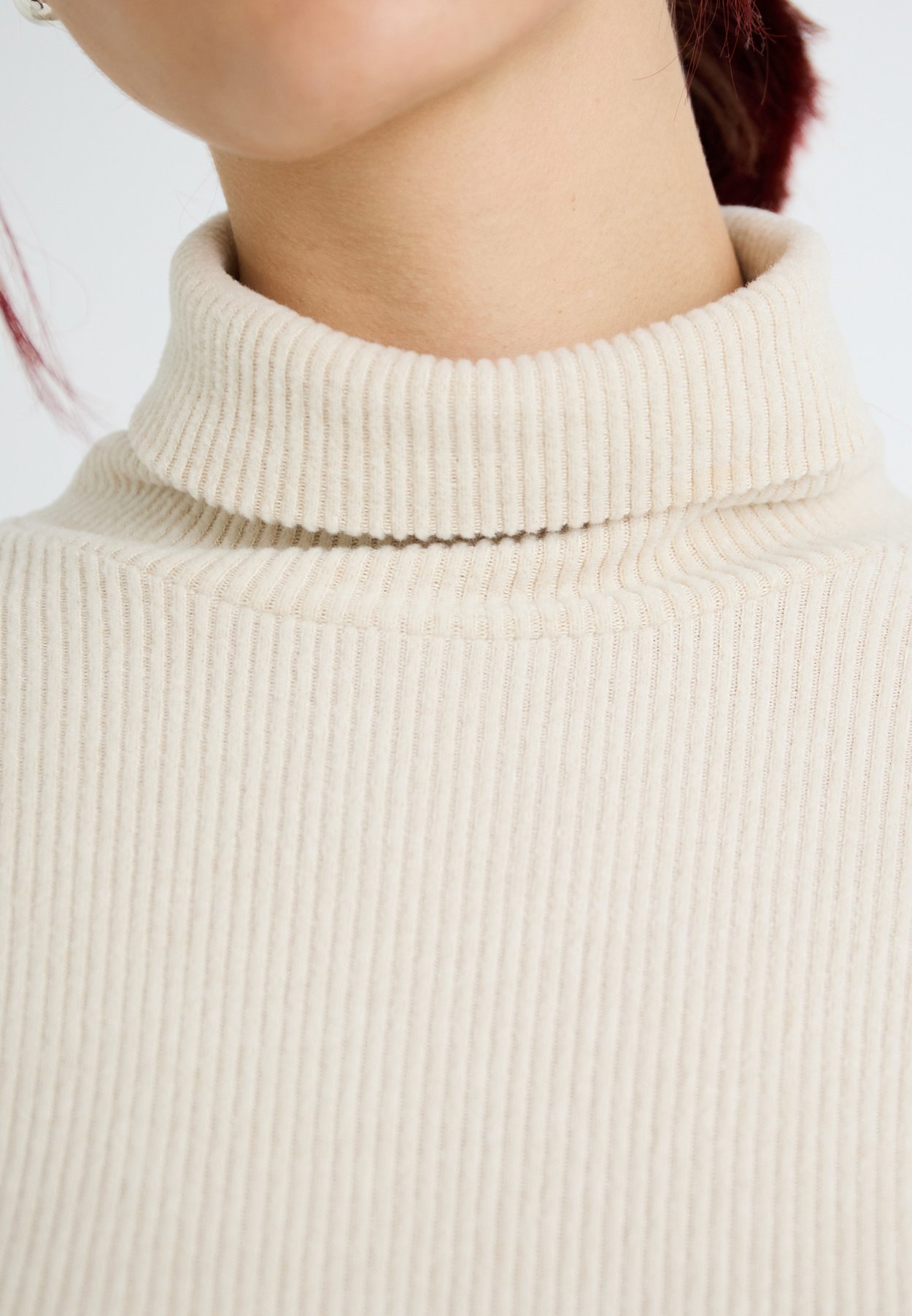 ONLSILLIE HIGH NECK BOX