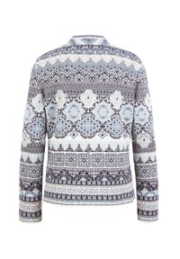 Adīta svītra ar ģeometrisku rakstu zils, balts un tumši zilā krāsā. Ar garām piedurknēm un pieticīgu apkakli. Tekstūrēta auduma.