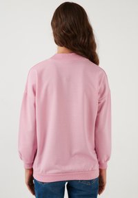 LELA HIGH COLLAR  - Mikina - pink