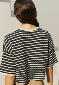 Next SHORT SLEEVE HEAVYWEIGHT - T-shirts print - black white mono stripe