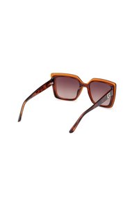 Guess INIETTATO - Aurinkolasit - marrone chiaro-marrone sfumato