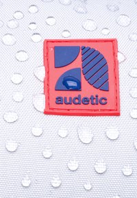 audetic COSMO - Ghiozdan - blau/rot