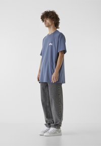 Valitud, vintage blue