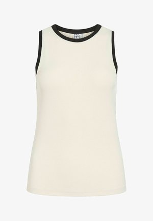 Haut sans manches côtelé en écru avec bordure noire autour des emmanchures et du col, coupe ajustée avec col rond.