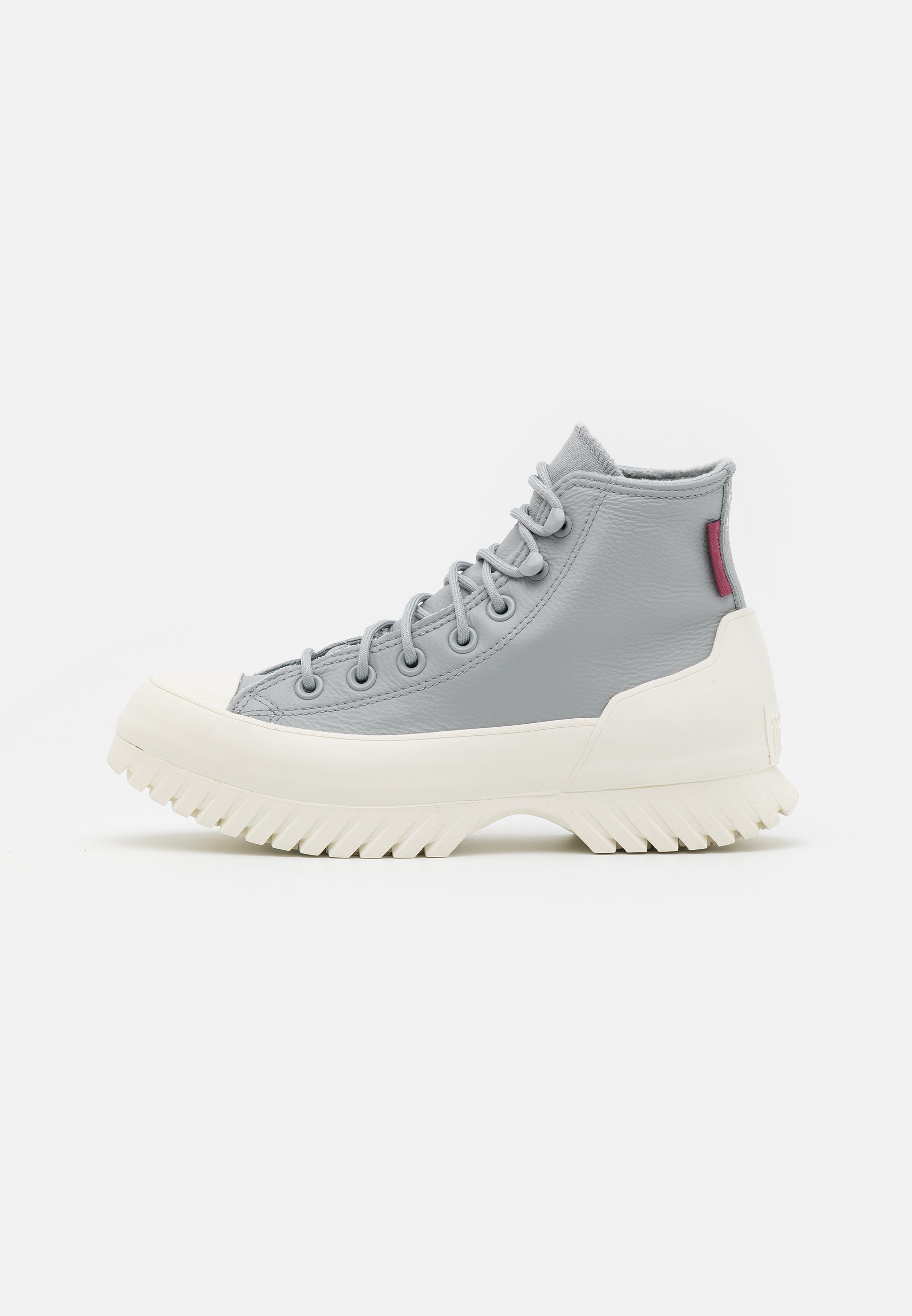 chuck taylor all star lugged winter high top