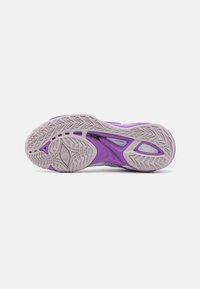 Mizuno WAVE MIRAGE 5 - Boty na házenou - white/patrician purple/quince