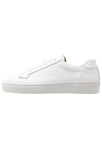 Sélectionné, white