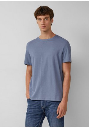 - T-shirt basic