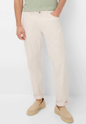 Style COOPER - Trousers - sand
