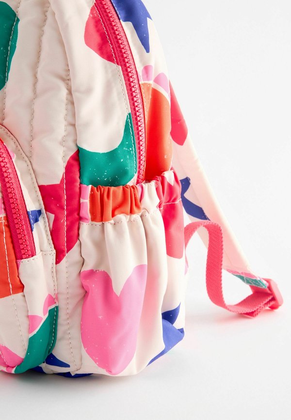 REGULAR FIT – Tagesrucksack